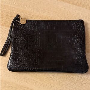 Elegant Black Crocodile-Embossed Clutch